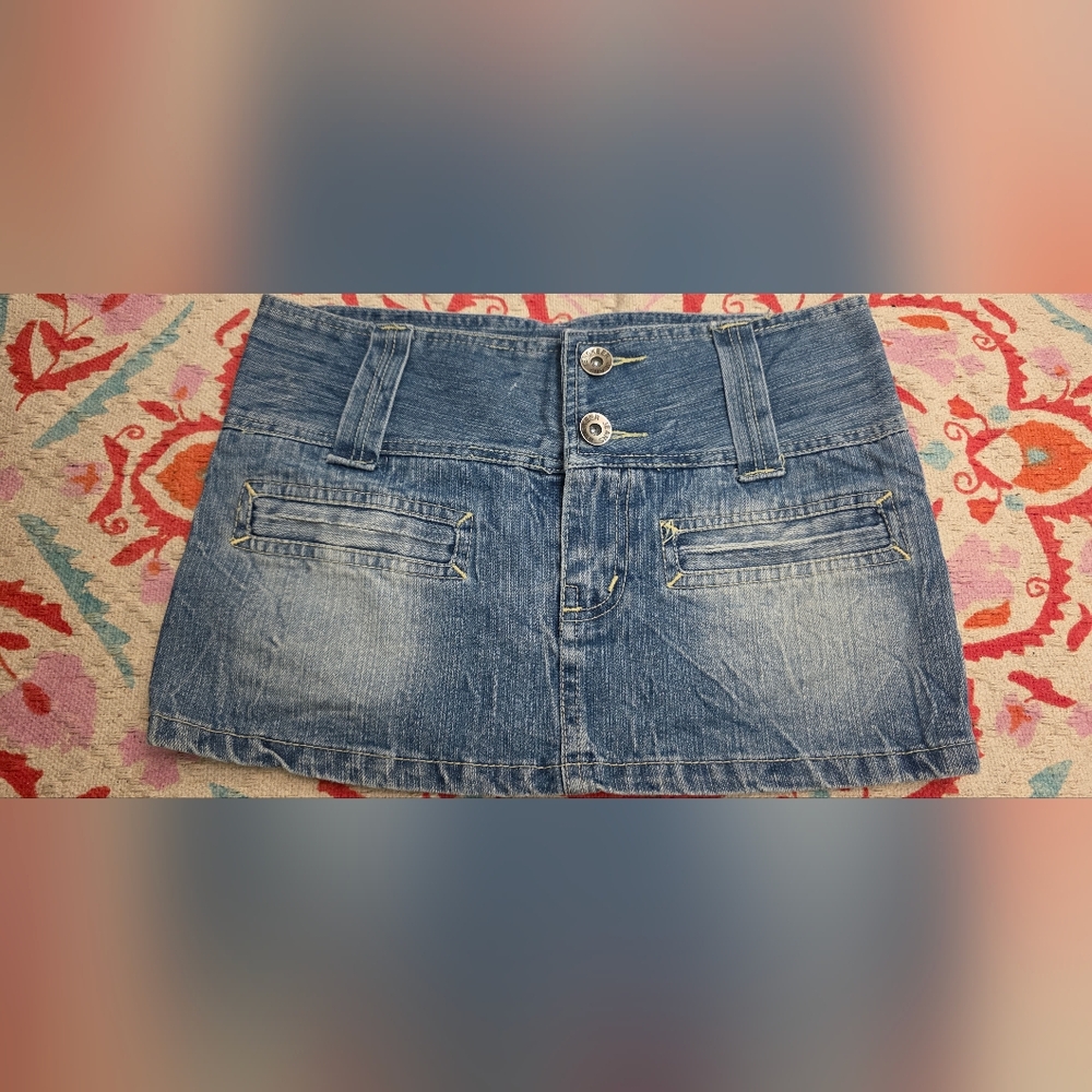 Denim skirt
